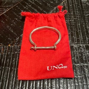 Shackled bracelet (silver)